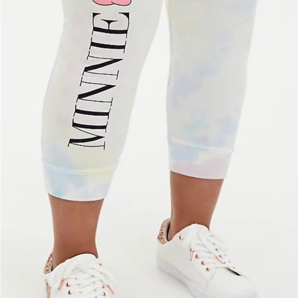 Torrid Disney Minnie Mouse Pastel Rainbow Tie Dye Crop Jogger size 4x NWT - Picture 6 of 9